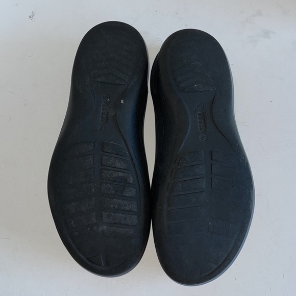 Crocs Black Jayna Slingback Flats - Picture 7 of 9